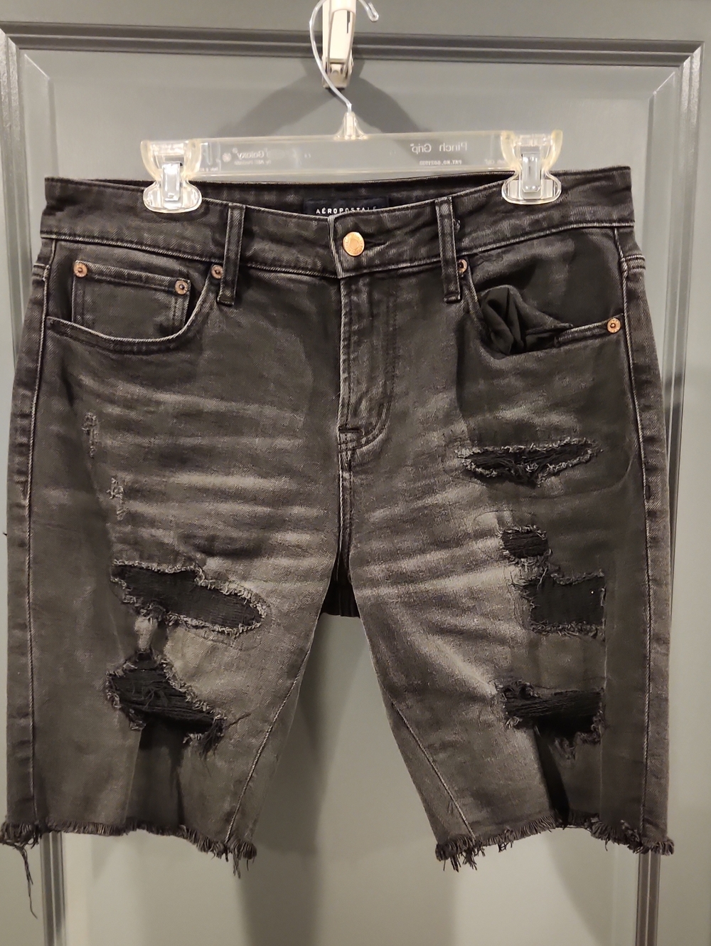 Aeropostale Men's Black Distressed Denim Shorts